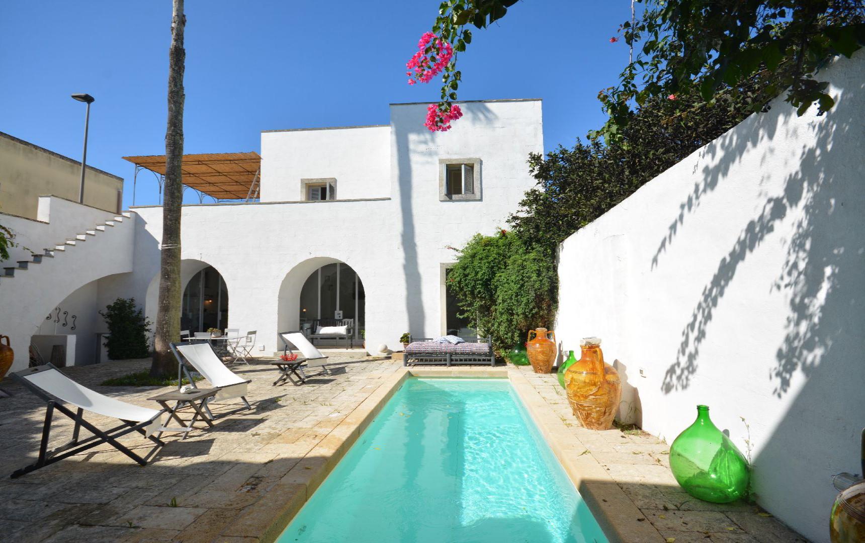 courtyard with swimming pool