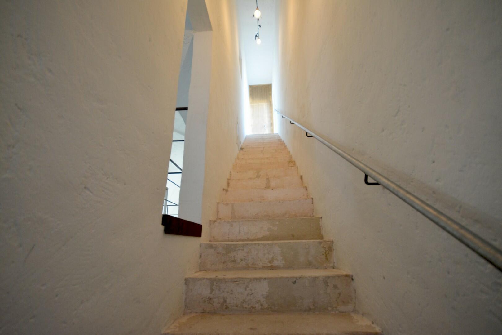 escalier intérieur au premier étage