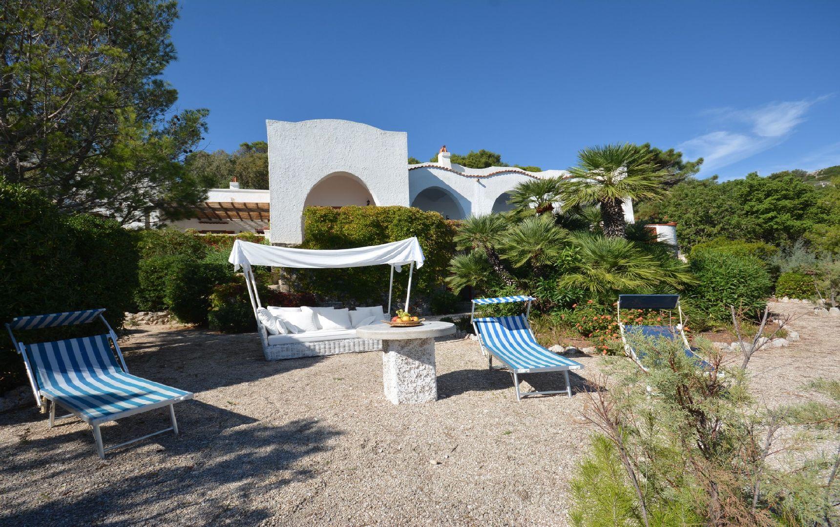 Jardin avec vue sur la mer