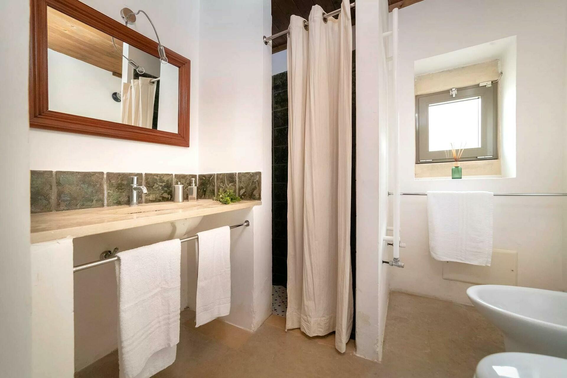 Ground floor App. A bathroom