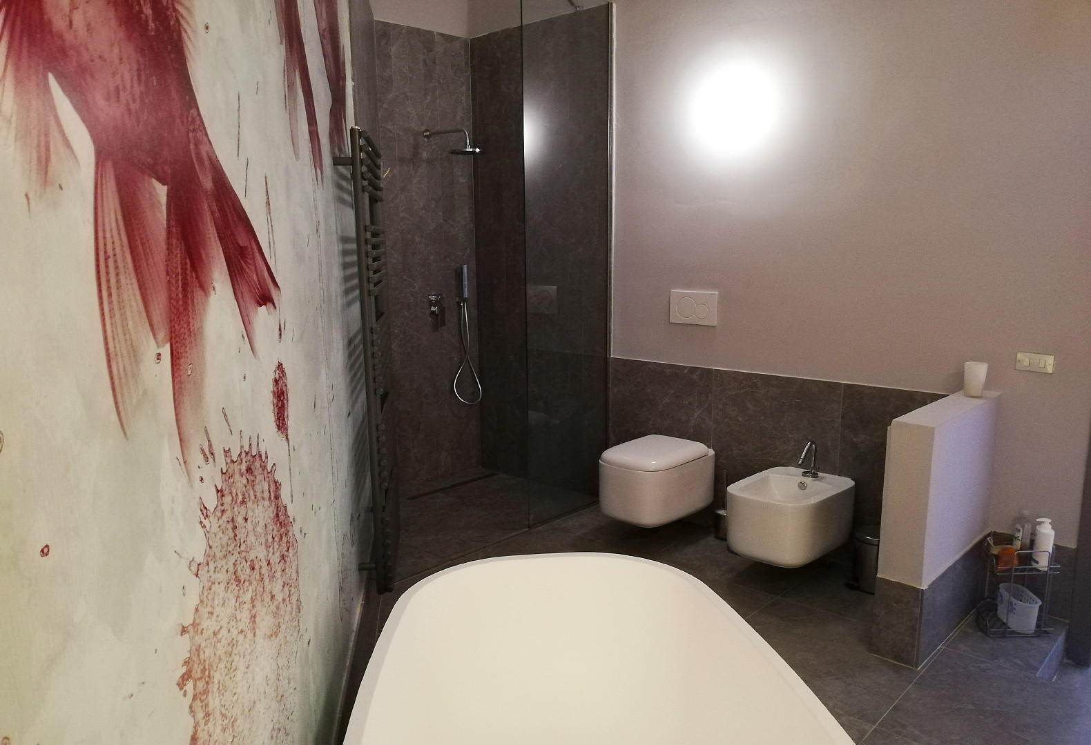 Premier étage - chambre double A - Salle de bain avec baignoire