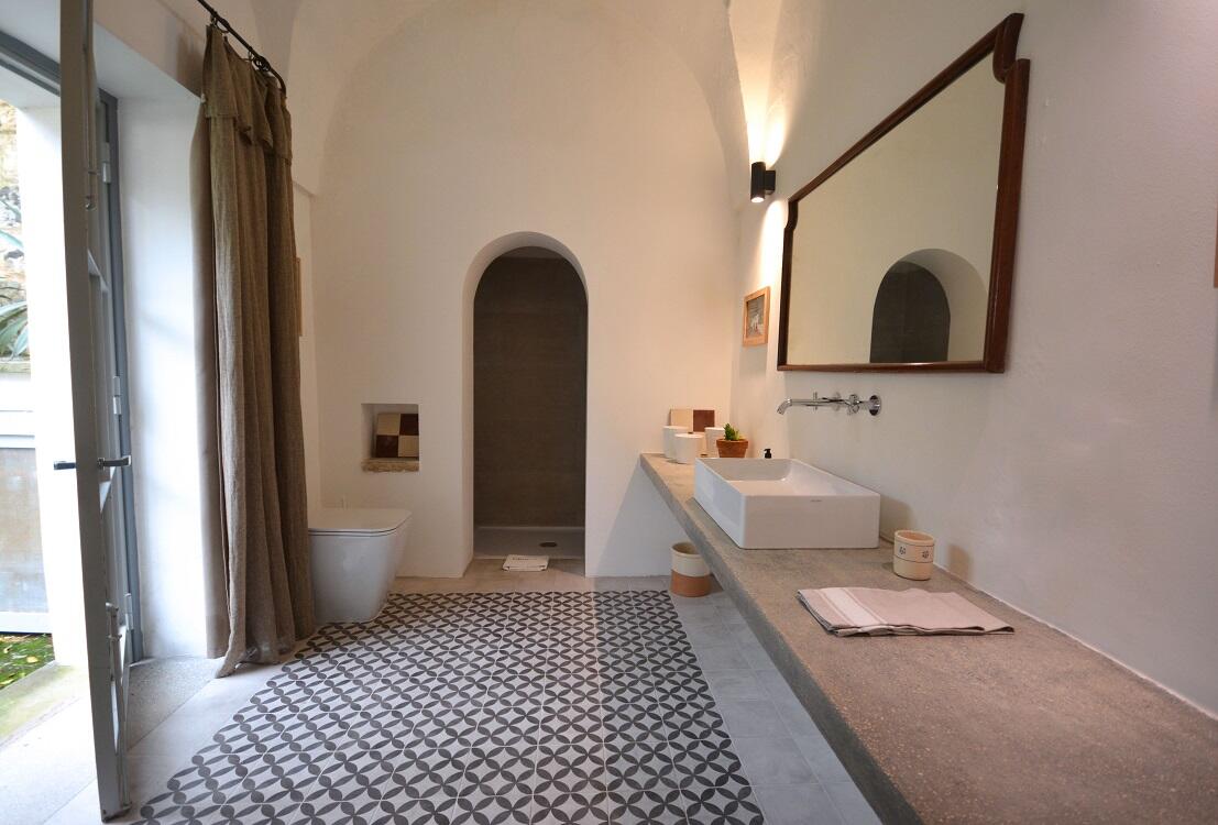 Bathroom groundfloor