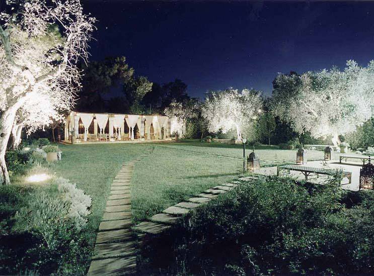 Common area garden patio