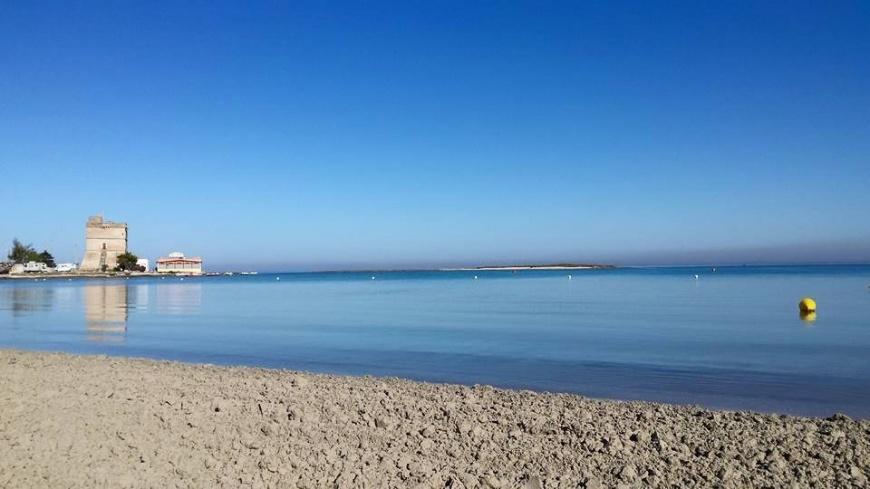 Plage de sable à Sant‘Isidoro (5 km)