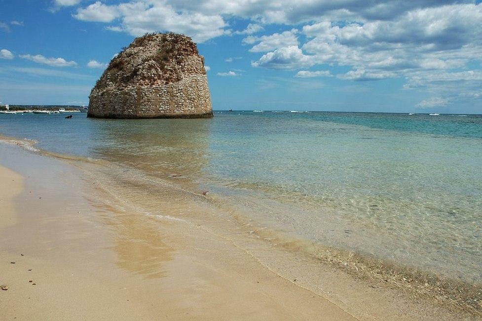 Closest sandy beach - Torre Pali 6,5 Km