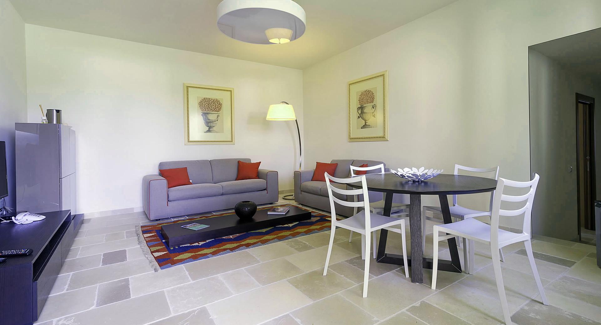 Suite Meditea Livingroom