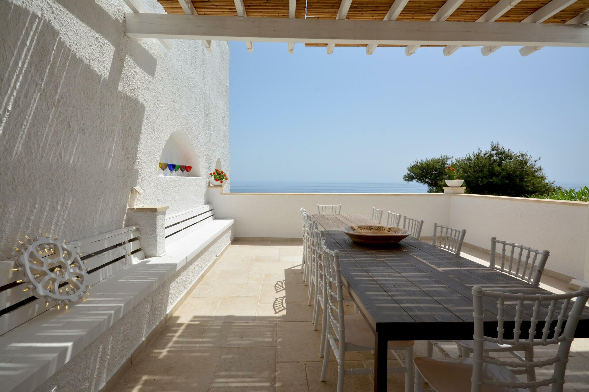 First floor - Furnished terrace_sea_view