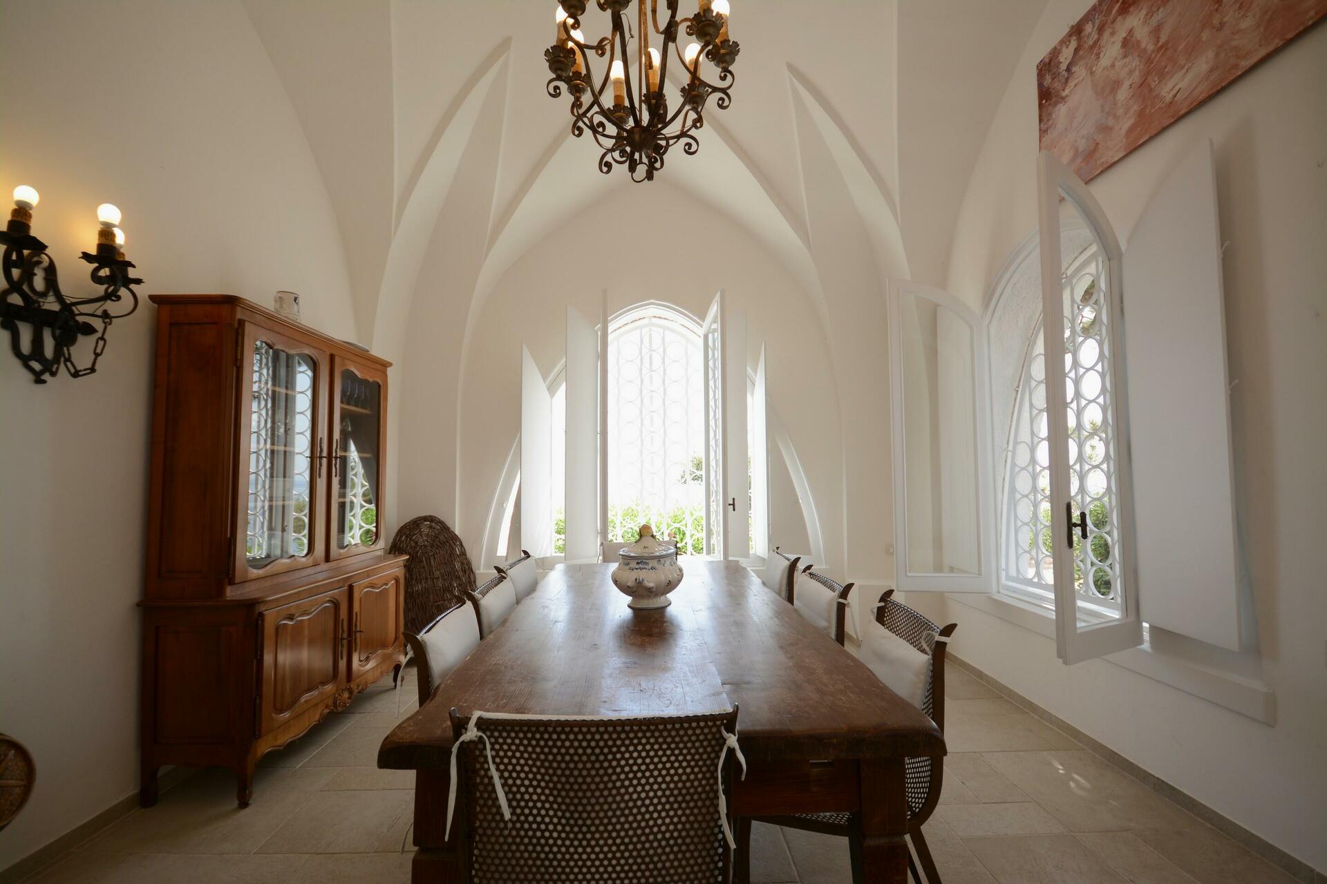 First floor - Dining room