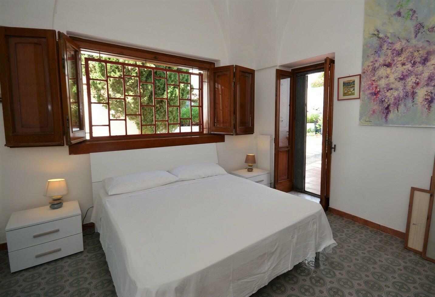 First floor - Double bedroom D