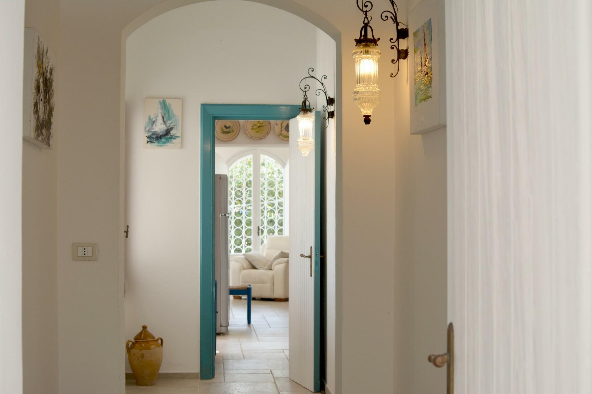 Hallway to first floor bedrooms