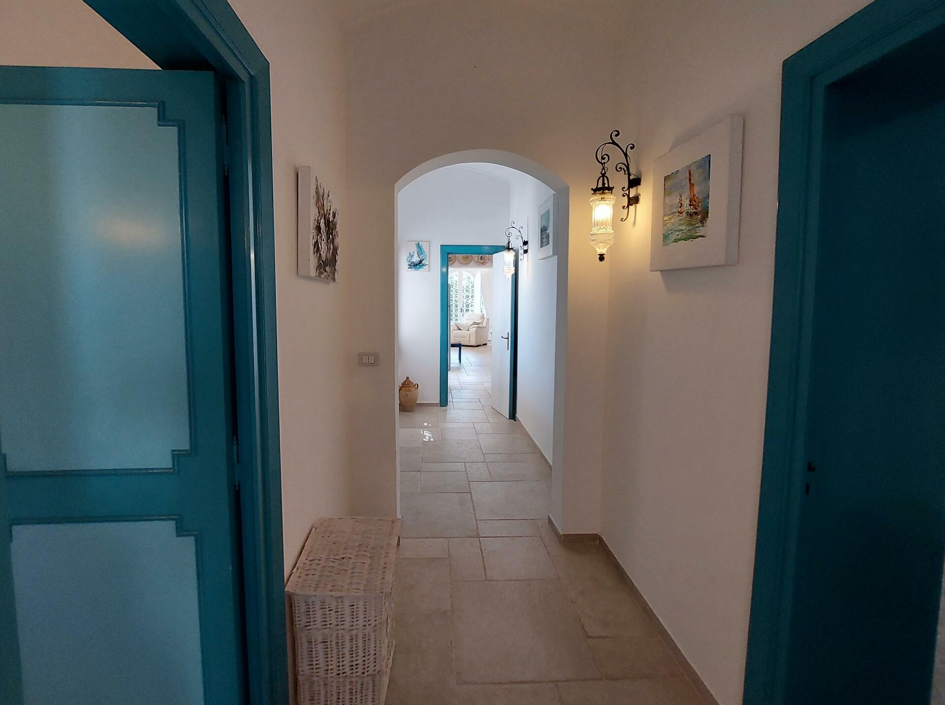 Hallway to first floor bedrooms