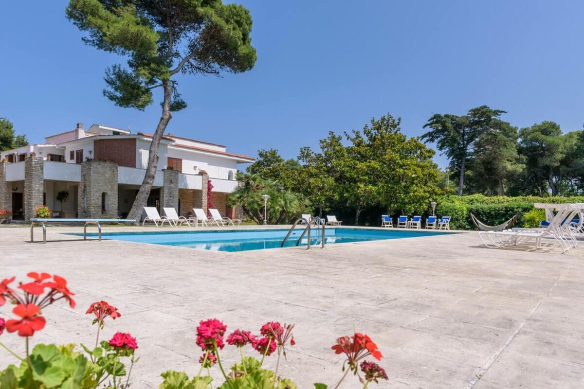 Villa con piscina