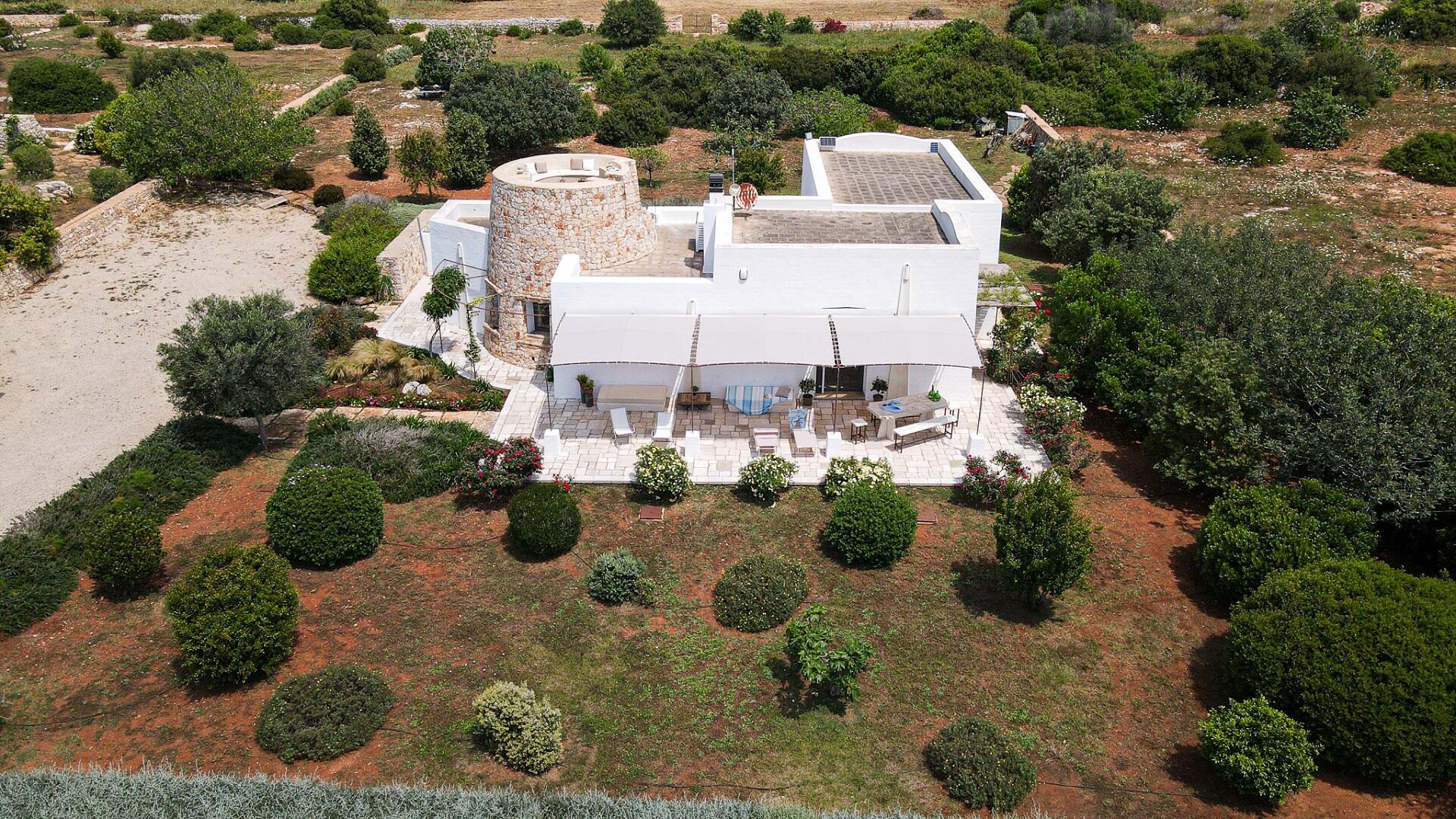 Villa_Giada_trullo_drone