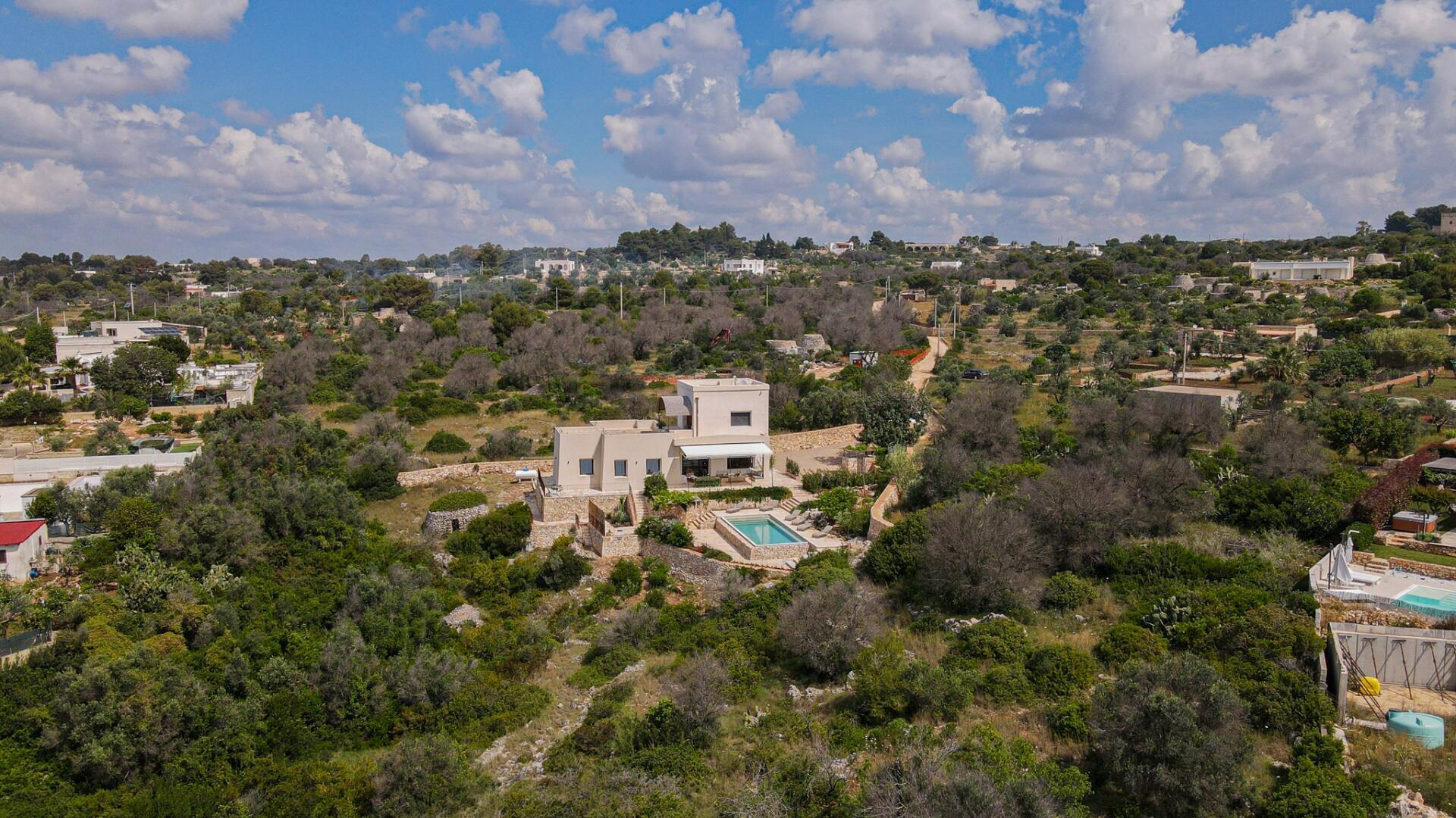VILLA DORA