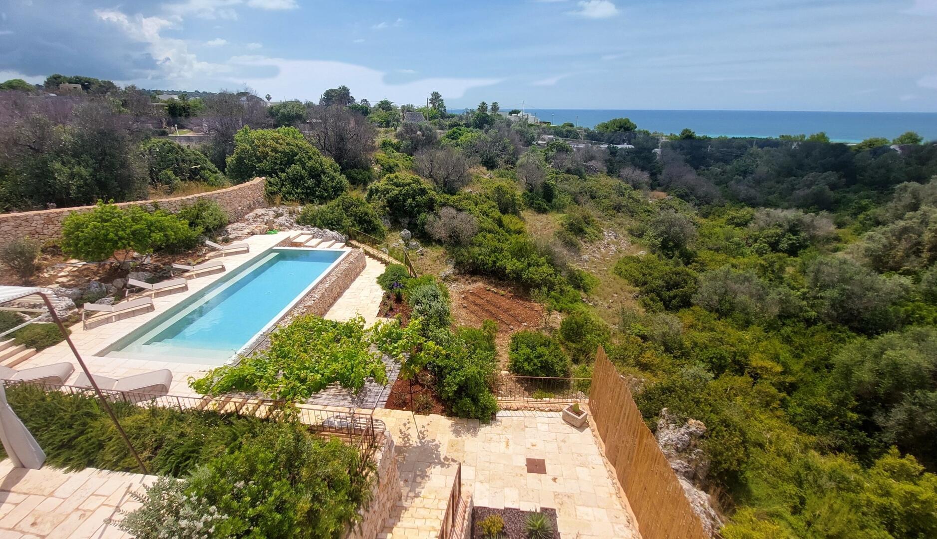 VILLA DORA