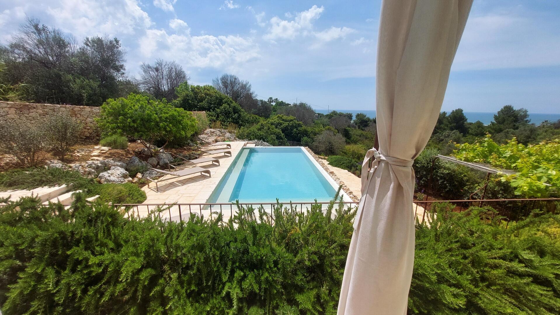 VILLA DORA