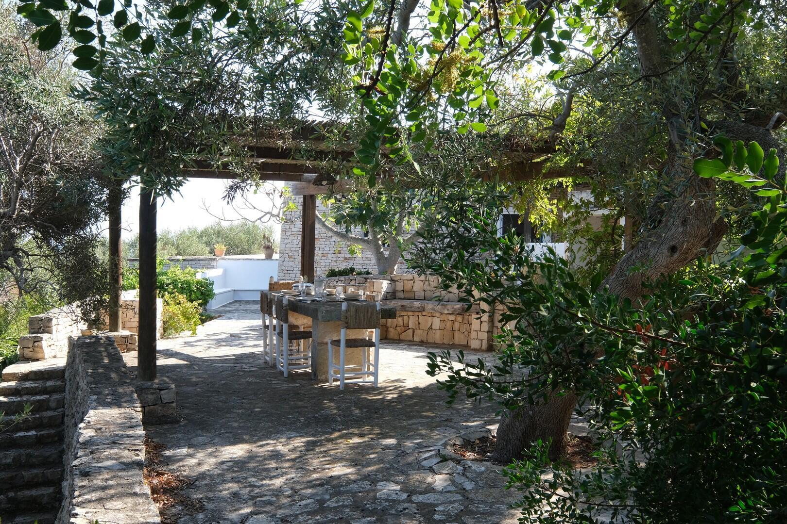 VILLA GRECALE
