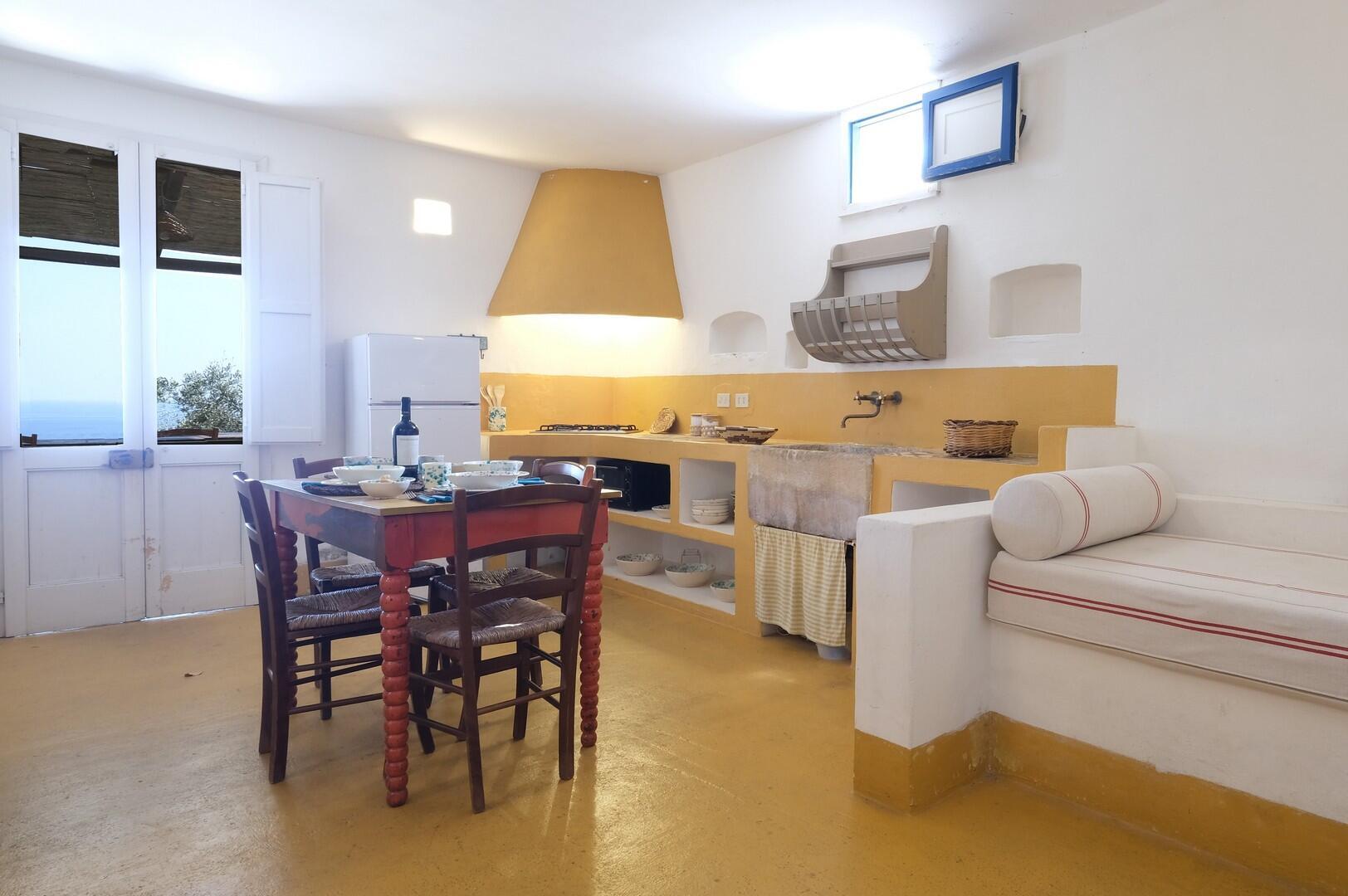 VILLA GRECALE