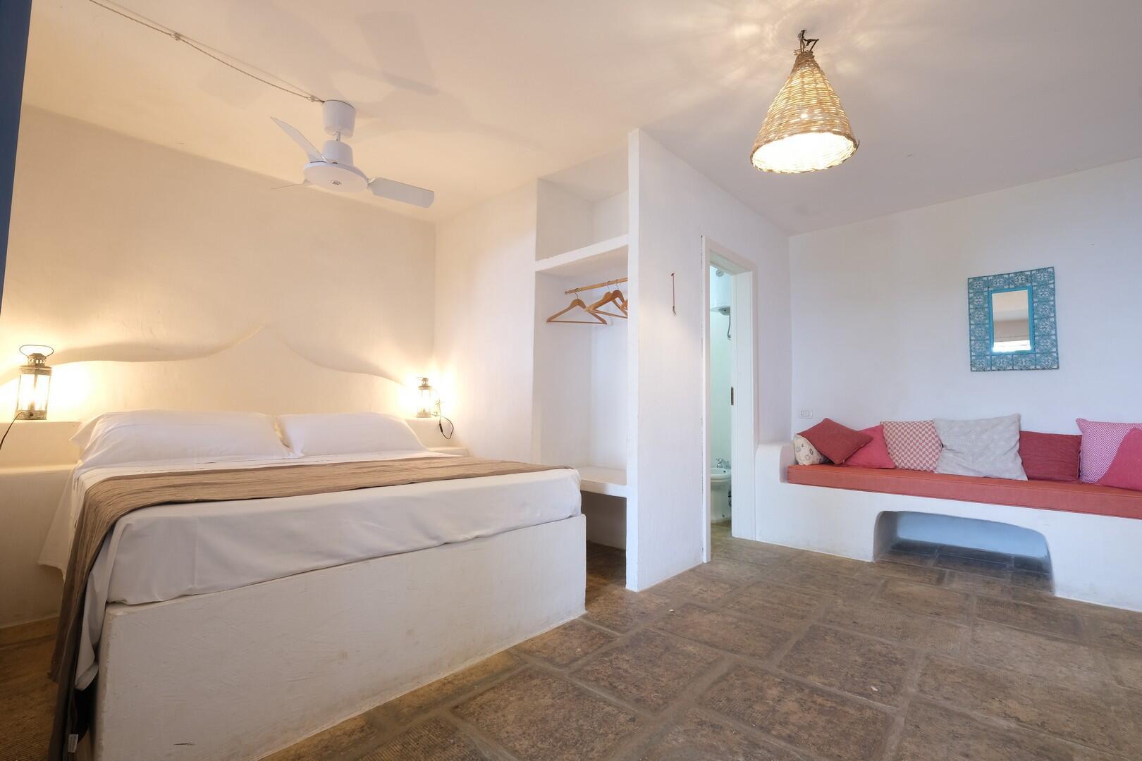 VILLA GRECALE